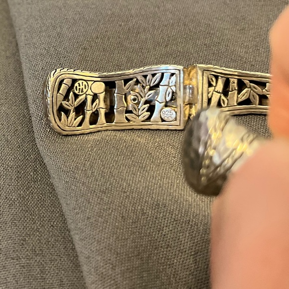 John Hardy Paul Macan Black Sapphire hinged cuff - Picture 3 of 4